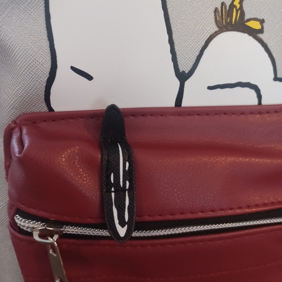 COPY - Peanuts Snoopy and Woodstock mini Backpack Red Doghouse - Picture 2 of 9